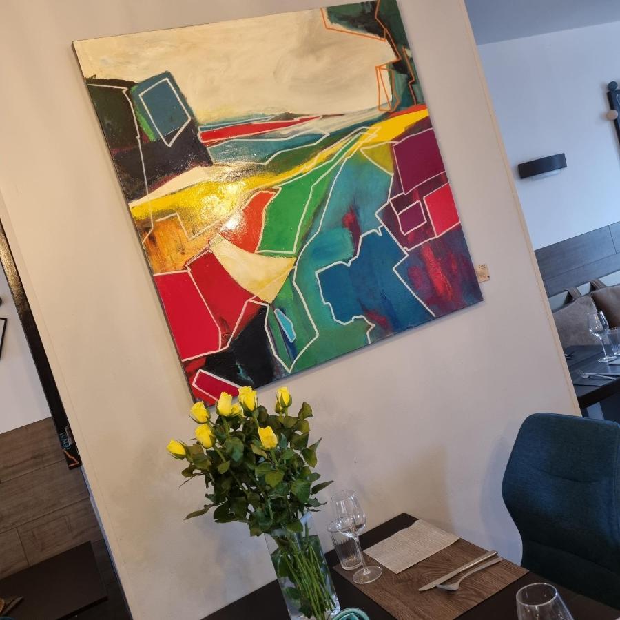 Hotel Le 6 3 Home Port En Bessin エクステリア 写真