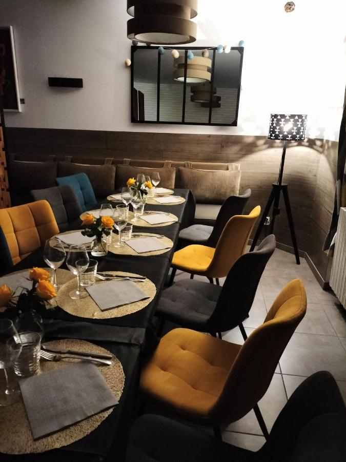 Hotel Le 6 3 Home Port En Bessin エクステリア 写真